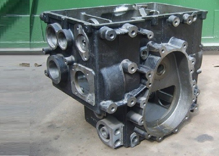Fabricación de piezas de carretillas elevadoras de hierro fundido para máquinas industriales