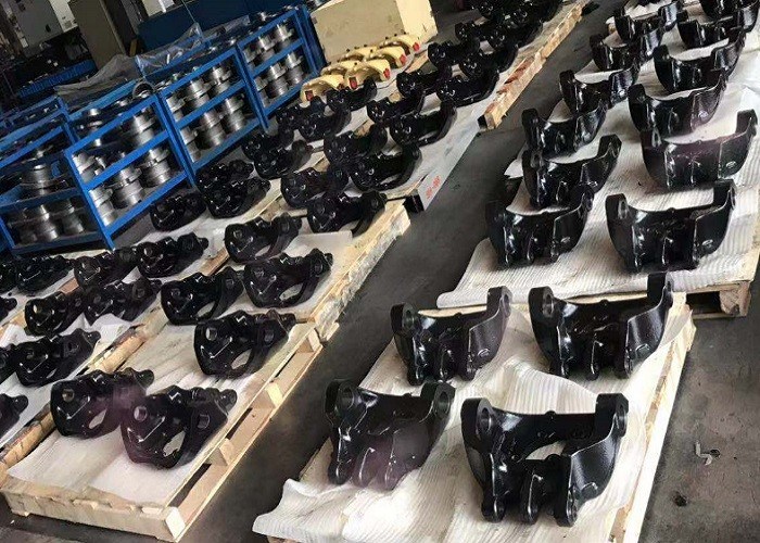Producción de piezas de hierro de fundición de arena OEM Conector GGG45 Plataforma de trabajo aéreo para maquinaria industrial