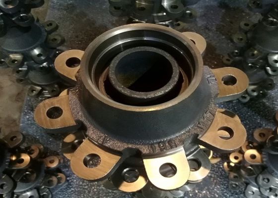 El camión de encargo que trabaja a máquina parte el material dúctil de lanzamiento TS16949 del hierro del eje posterior